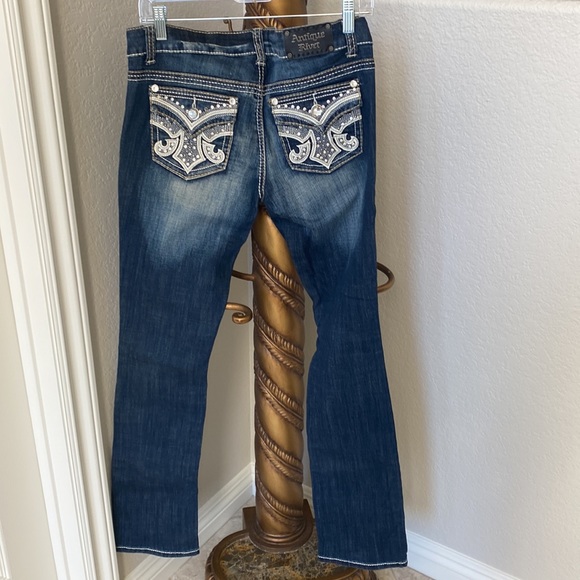 Blinged out full of Rhinestones Antique Rivert jeans size 29 - Picture 5 of 5